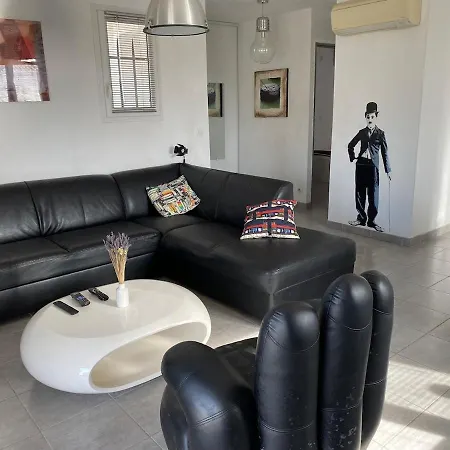 Piscine Interieure Chauffee De * Villeneuve-Loubet